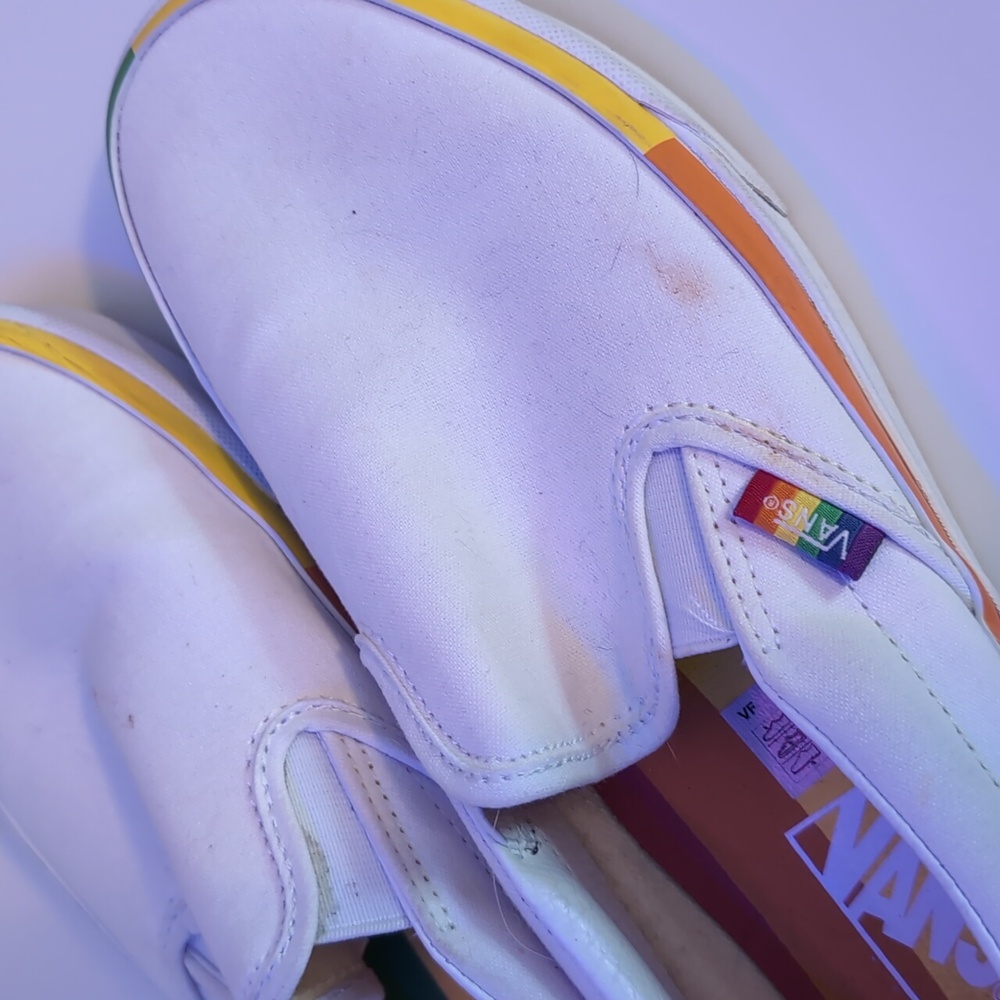 Vans slip on shoes - mens 7.5/womens 9 - Picture 4 of 9